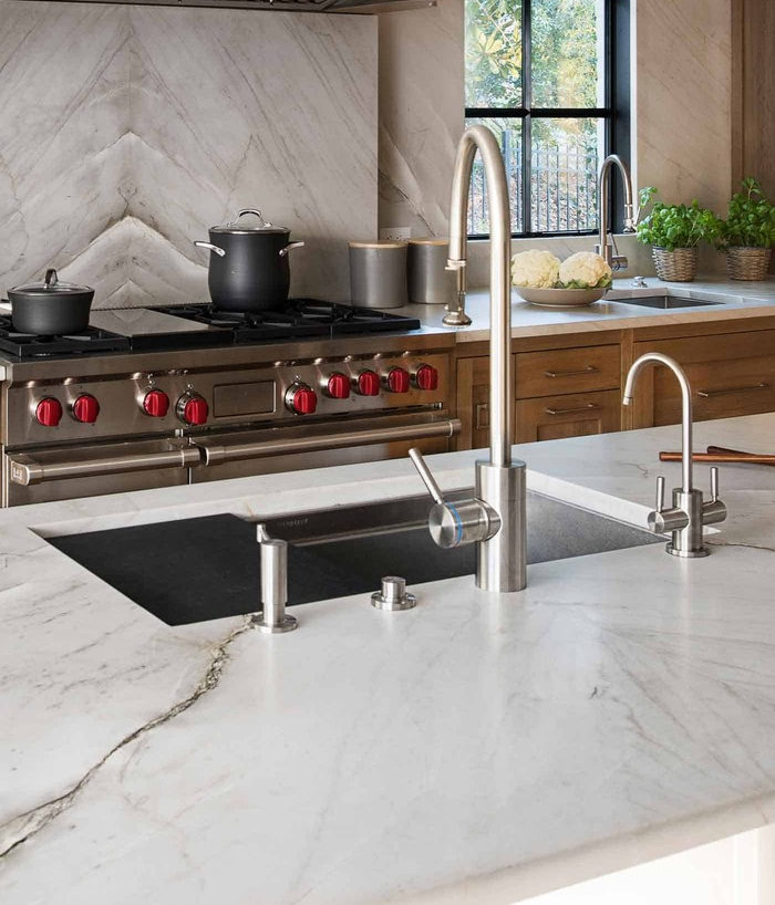 Kitchens of exceptional design and functionality - Cubiña Furniture Store in Barcelona